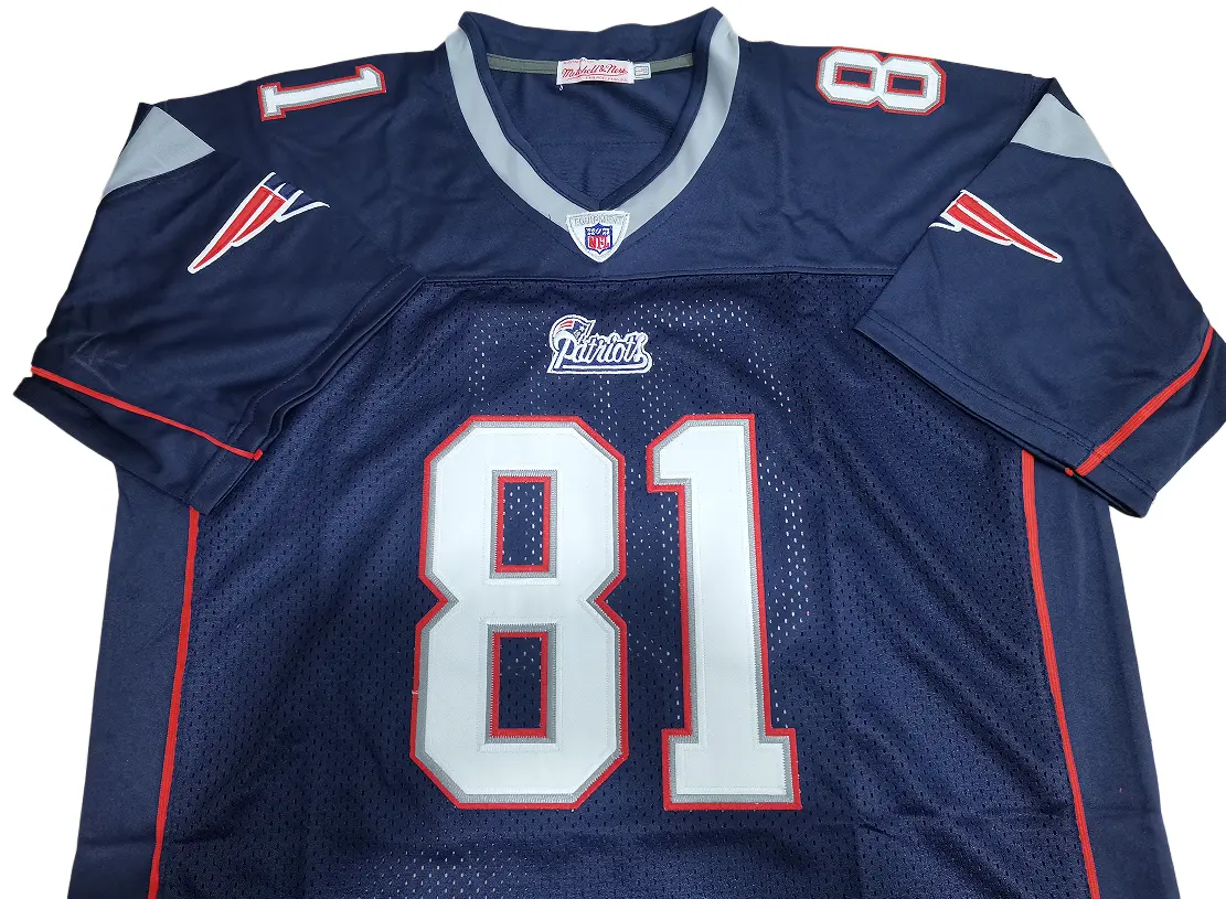 Breathtaking Mitchell Ness New England Patriots Randy Moss 2007 Legacy Jersey Review mitchell ness new england patriots randy moss 2007 legacy jersey ribbed v neck collar detail