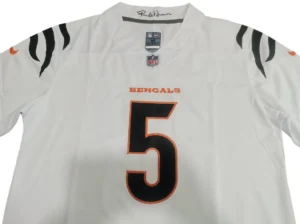 Breathtaking Nike Cincinnati Bengals Tee Higgins White Game Jersey Review nike cincinnati bengals tee higgins white game jersey v neck collar detail