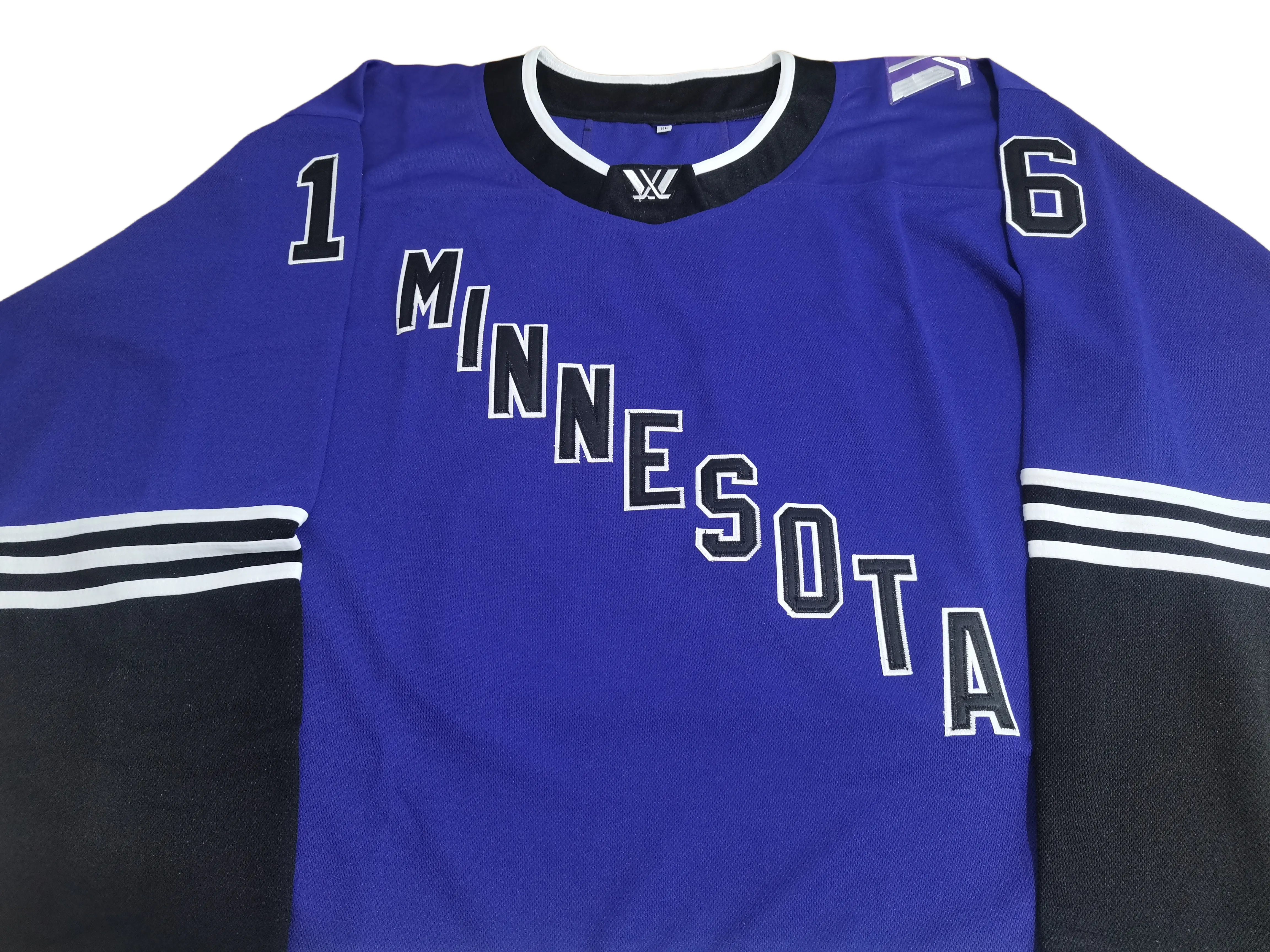 Sophie Jaques PWHL Minnesota Jersey Review: 2024 Inaugural Game-Worn Icon sophie jaques pwhl minnesota jersey review crest